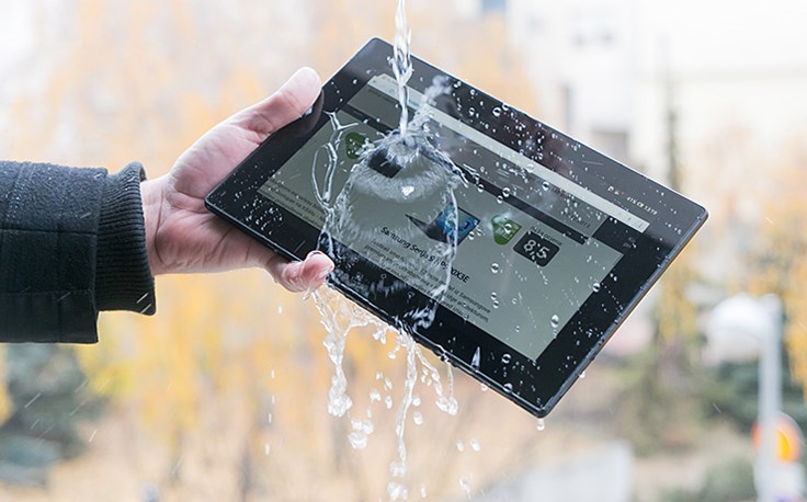 Xperia Tablet Z voda (5).jpg